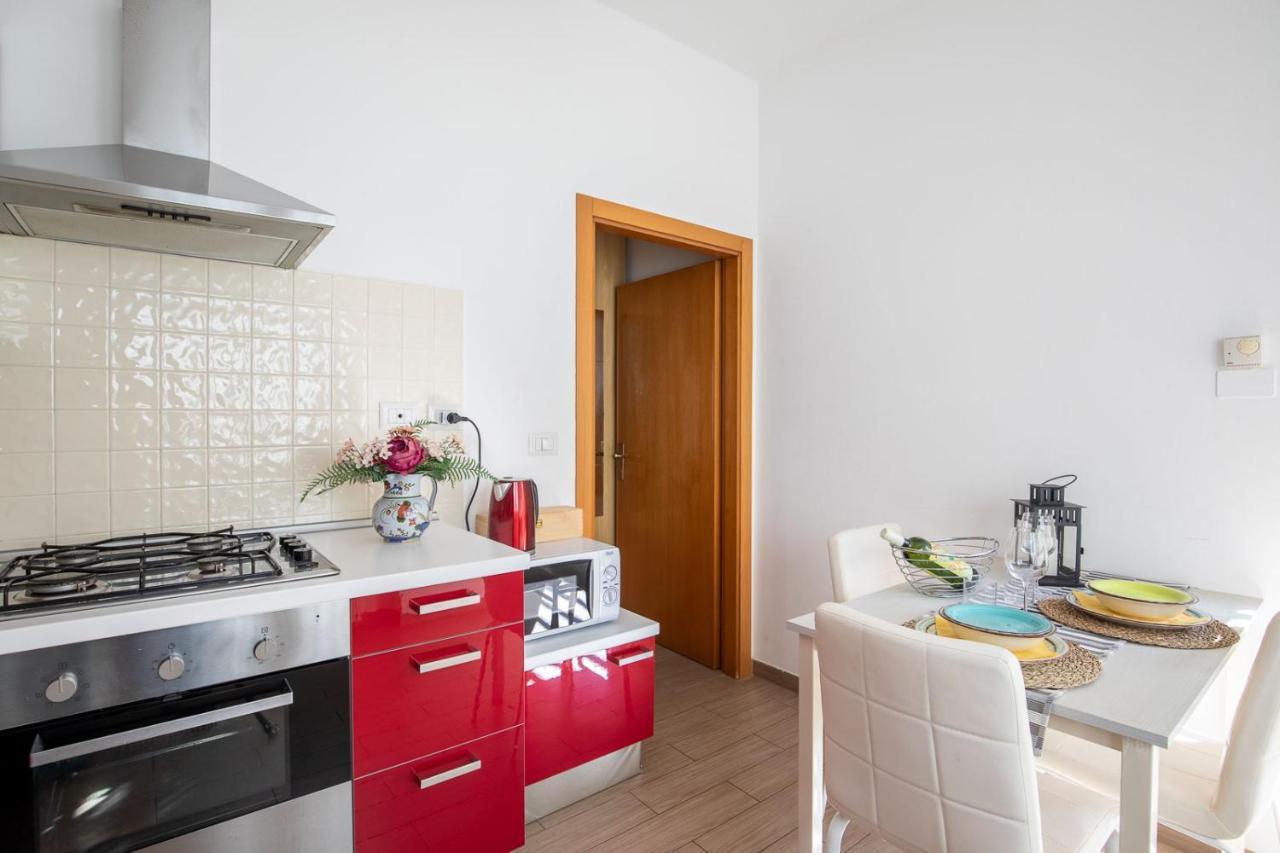 Bilocale Con Giardino A 200Mt Dal Mare - Homeunity Римини Экстерьер фото