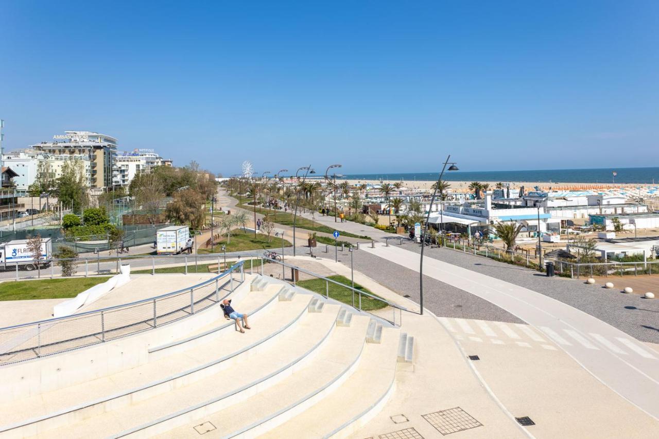 Bilocale Con Giardino A 200Mt Dal Mare - Homeunity Римини Экстерьер фото